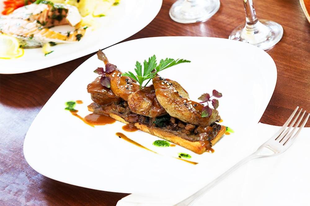 Une cuisine traditionnelle et raffinée à Châteauneuf-de-Gadagne _ La maison de Celou (2)