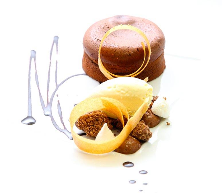 Une cuisine traditionnelle et raffinée à Châteauneuf-de-Gadagne _ La maison de Celou (4)